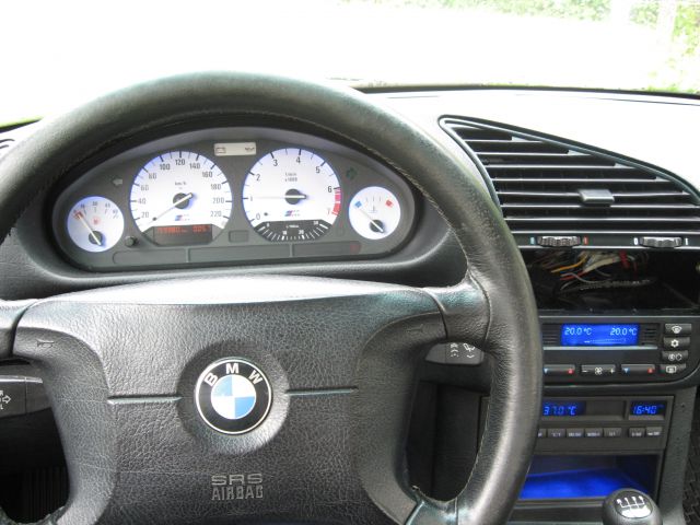 BMW e36 m-optik  ( M43B18 ) montreal blue  - foto