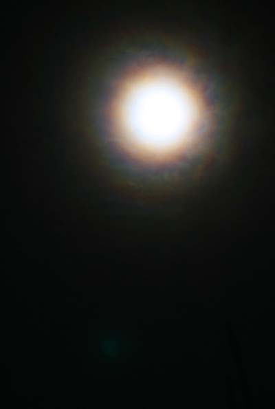 Sončev in lunin halo - foto