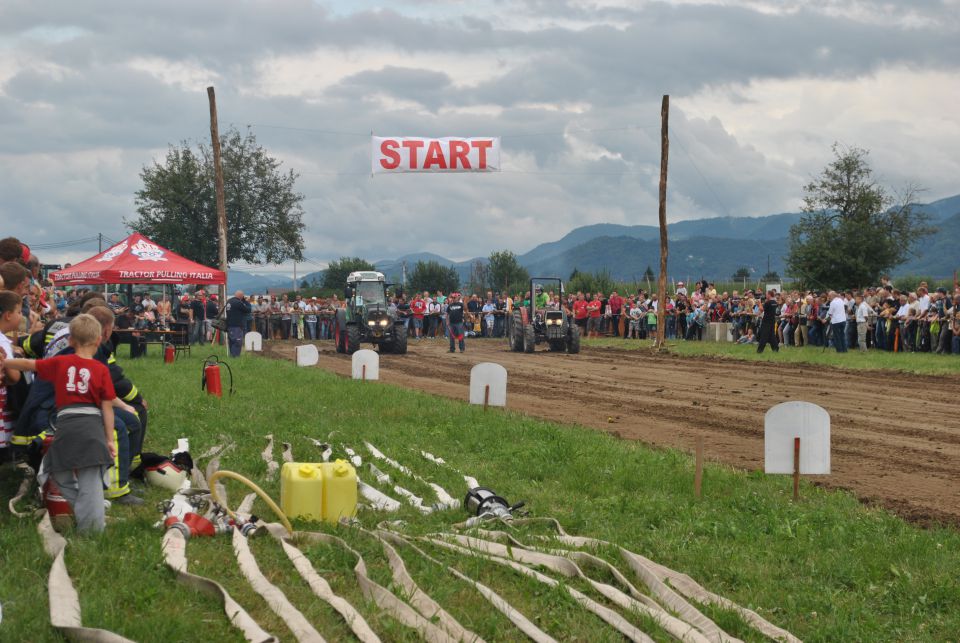 Tractor pulling 2011 - foto povečava