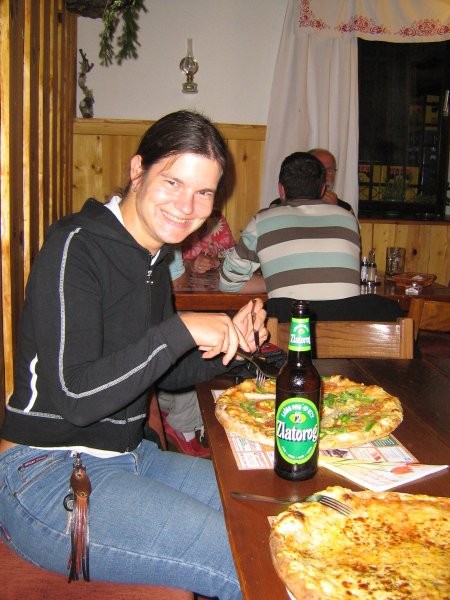 ... after all-day hiking (btw, this is small-sized pizza :)