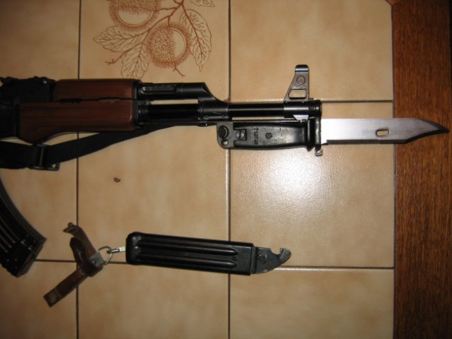 TM AK47 z bajonetom