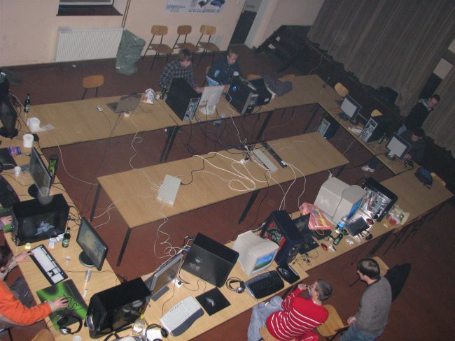 DarkWatch Lan Party#1 - foto povečava