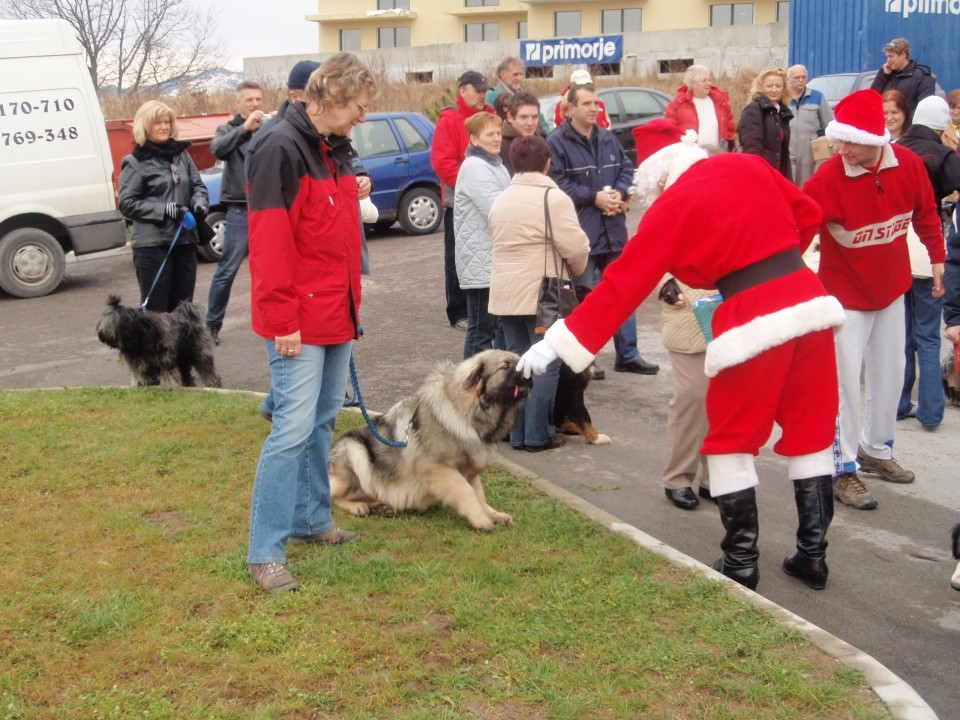 o hvala Božiček sem zeloo lačen veš