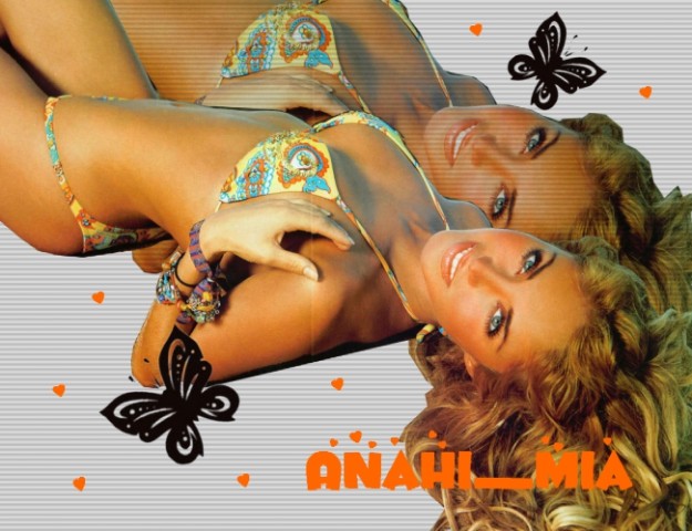 Anahi-Mia - foto