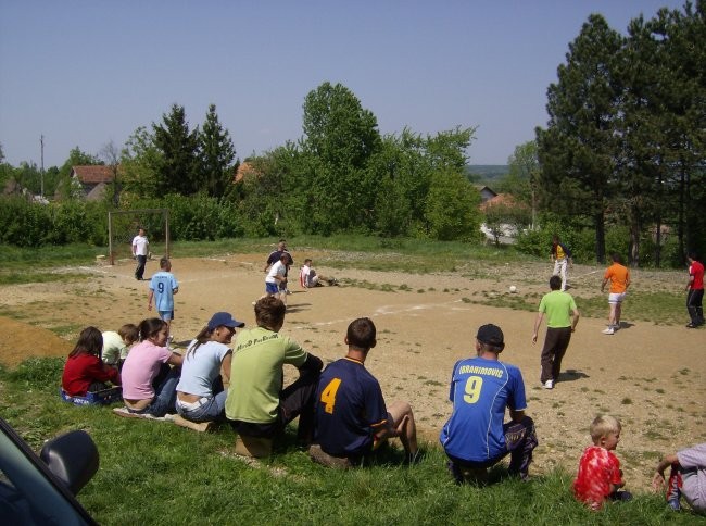 NOGOMETNI TURNIR GALJIPOVCI-MRAVICA 29.04.200 - foto povečava