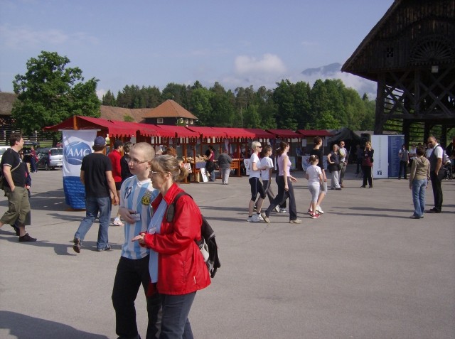 TRCANJE OKO TITINOG BRDA PRI KRANJU 16.05.200 - foto