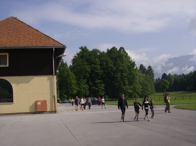 TRCANJE OKO TITINOG BRDA PRI KRANJU 16.05.200 - foto