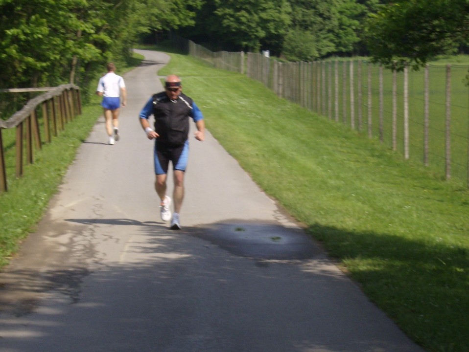 TRCANJE OKO TITINOG BRDA PRI KRANJU 16.05.200 - foto povečava