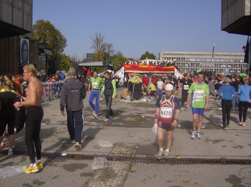 14 LJUBLJANSKI MARATON 25.10.2009 - foto povečava