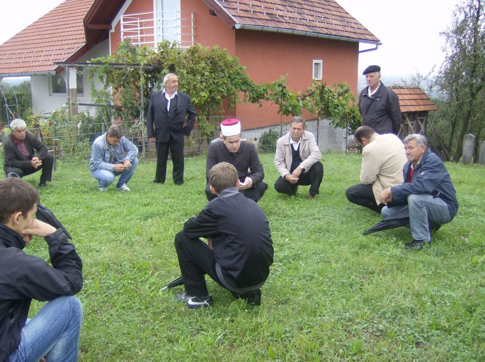 2DAN BAJRAMA( 2ŠEVAL)10.09.2010 DAN ŠEHIDA - foto povečava