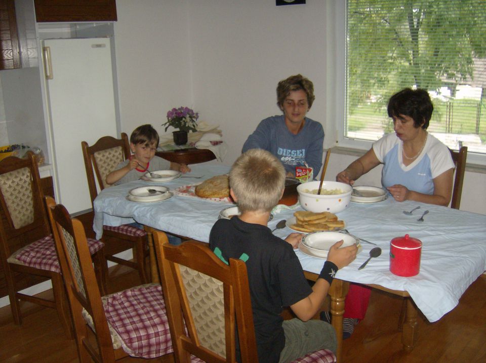 GALJIPOVCI-RUČAK ZA BAJRAM 09 I 10. 09.2010 - foto povečava