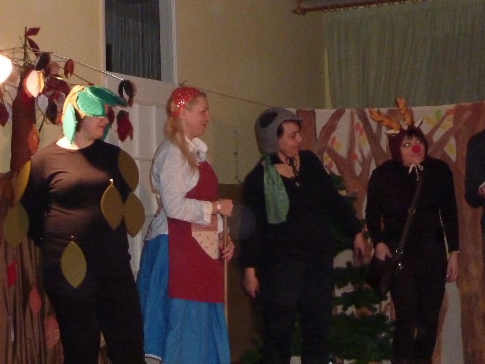 Gledališka predstava - foto povečava
