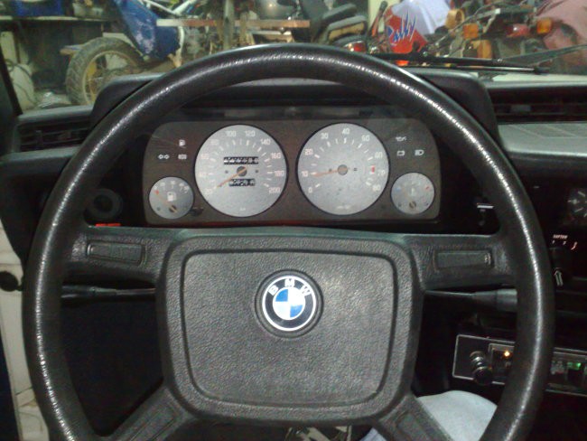 Bmw e21 320 r4 1977 - foto povečava