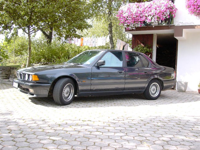 Bmw 740 - foto povečava