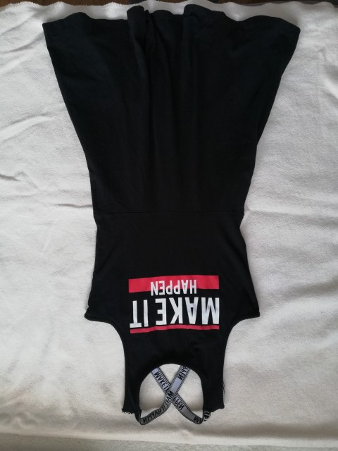 Obleka OVS 164cm, 3 eur
