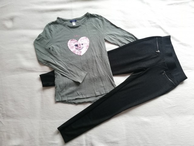 Okaidi in C&A jeggins, 152, skupaj 5 eur