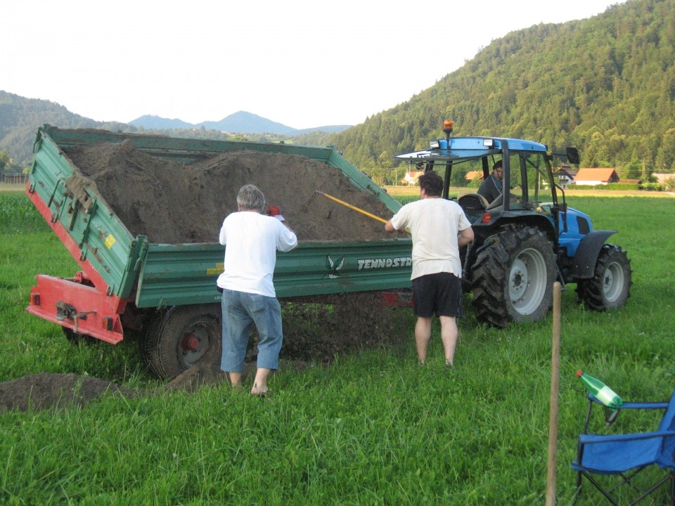 20.6.2008  začetek del na stezi - foto povečava