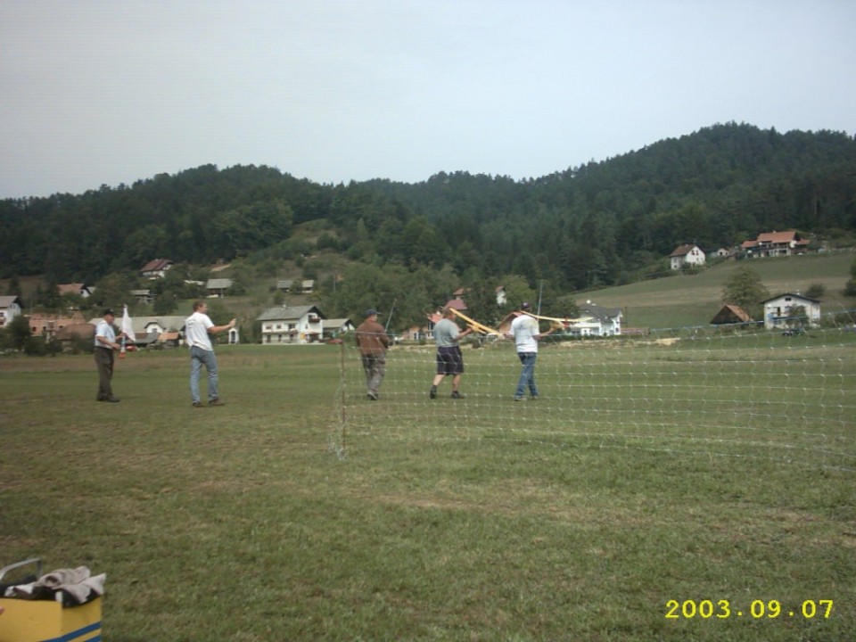 SLIKE 2003 3 DEL - foto povečava