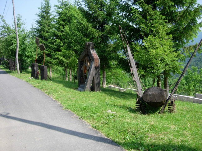 Likovna radionica - Plemenitaš - park skulptura.