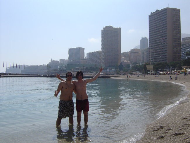 ...Salvador in Antonio v Monaskem zalivu...
