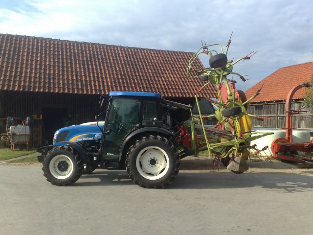 New holland 4020 - foto