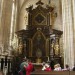 Najpomembnejši stranski oltar v cerkvi Sv. Barbore.