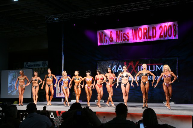 Svetovno prvenstvo miss fitnes 08 - foto