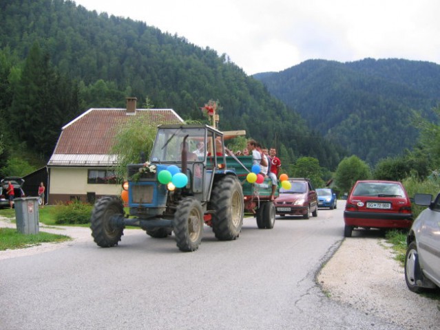 Rokova fantovščina po scenariju prijateljev