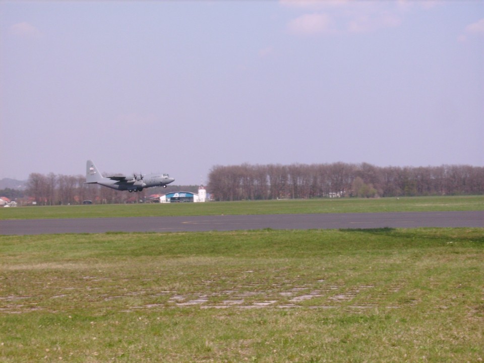 C-130 - foto povečava