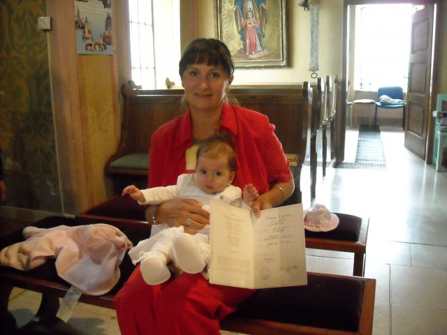 Maša s krstnim listom