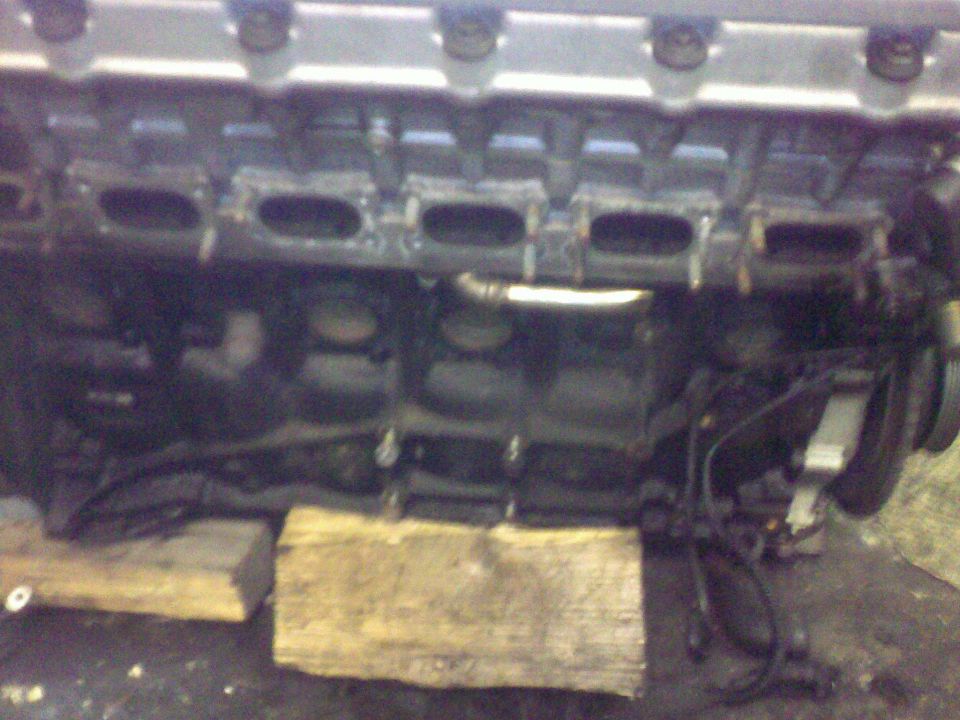 E30 S50b32 - foto povečava