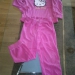 Hello Kitty pidžama 98 - 104, pliš, možno sušenje v sušilnem stroju, 5 €