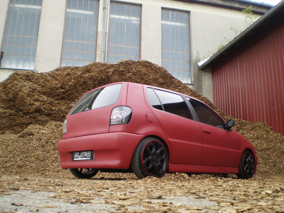 My project - VW Polo 6N - mat rdeči - foto povečava