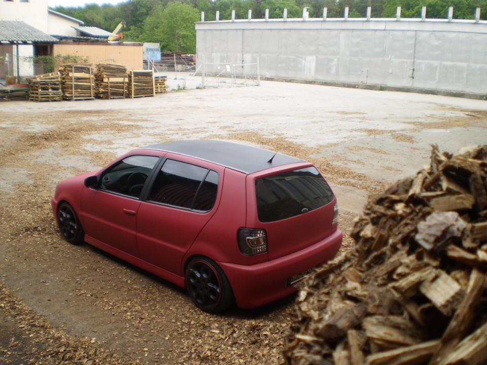 My project - VW Polo 6N - mat rdeči - foto povečava
