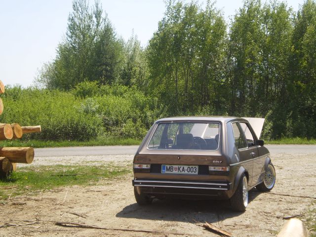 My car - VW Golf Mk1 - foto