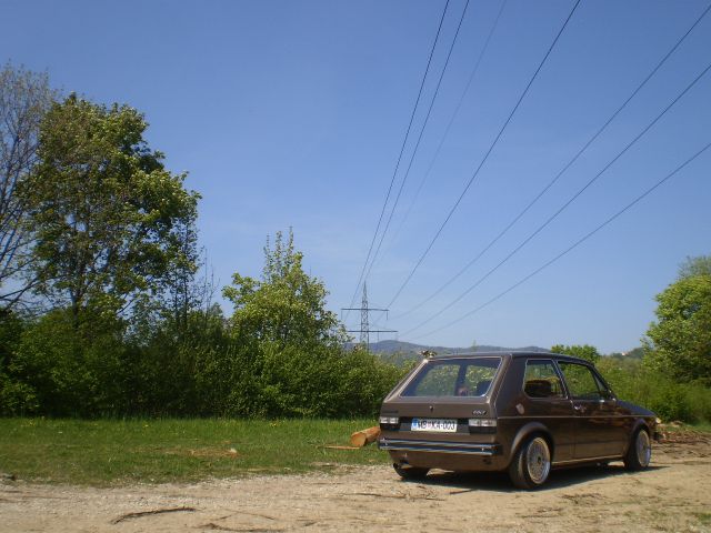 My car - VW Golf Mk1 - foto