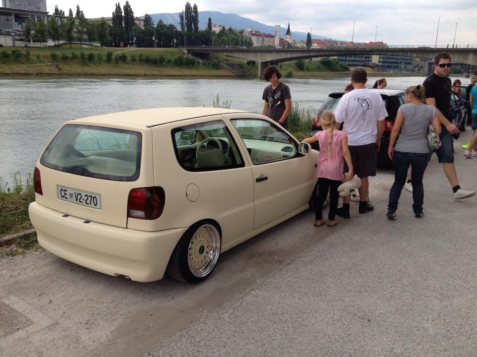 ElGato Car Show (terasa plusminus) 6.7.2013 - foto povečava