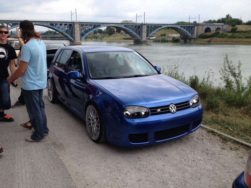 ElGato Car Show (terasa plusminus) 6.7.2013 - foto povečava