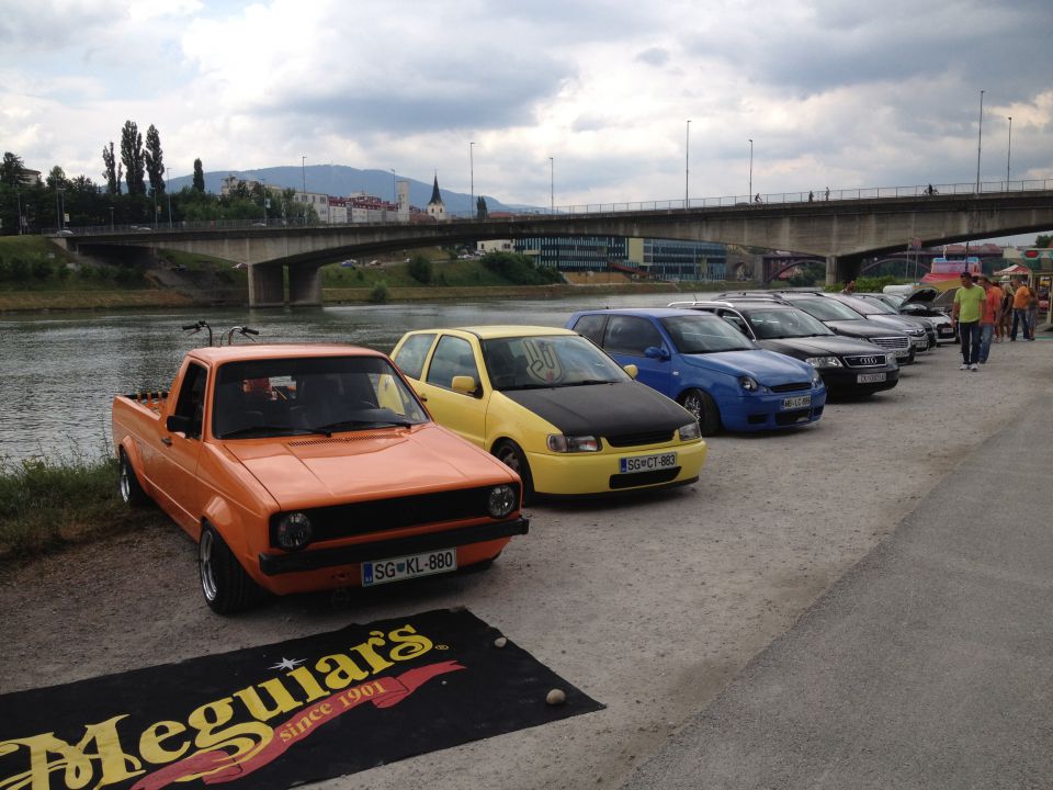 ElGato Car Show (terasa plusminus) 6.7.2013 - foto povečava