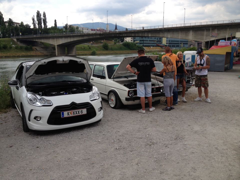 ElGato Car Show (terasa plusminus) 6.7.2013 - foto povečava