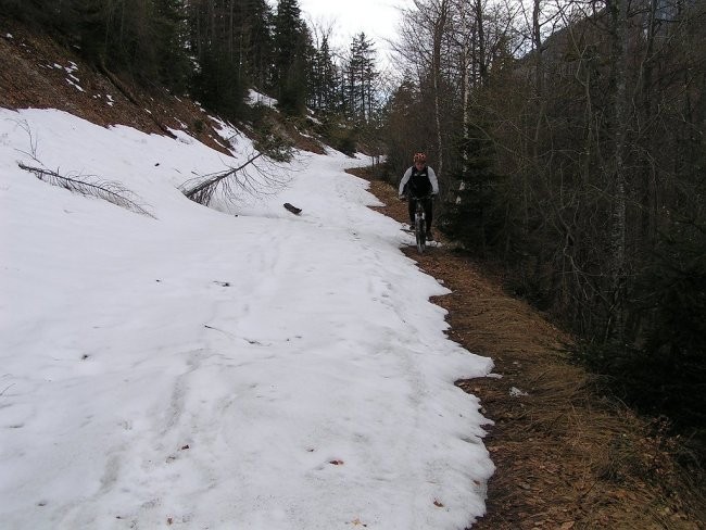 Panoramska pod Olševo - 2.5.2006 - foto povečava