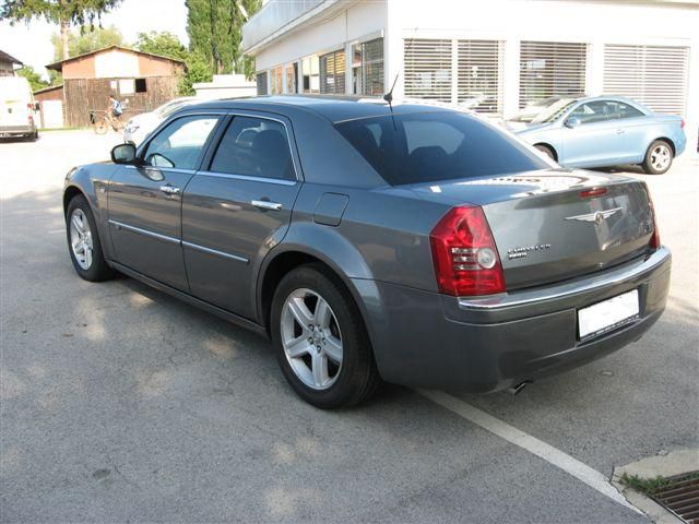 Chrysler 300c crd 2008 - foto