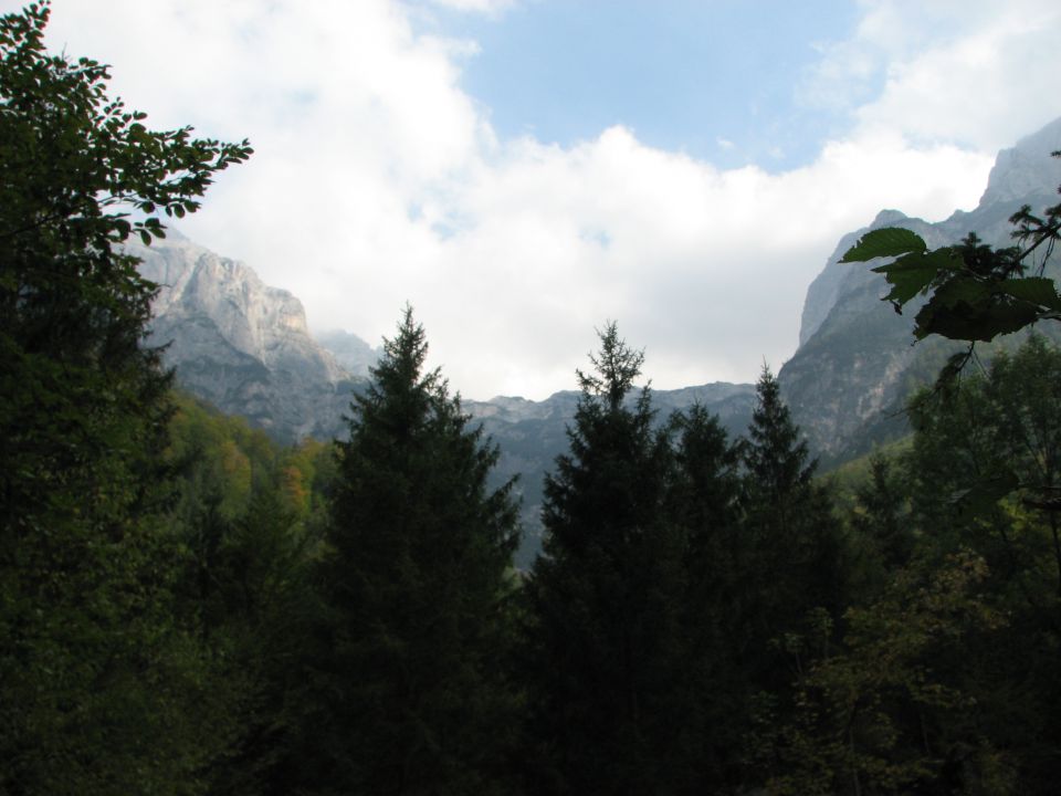 Zadnjica, Trenta - Zapotoški slapovi 27.9 - foto povečava