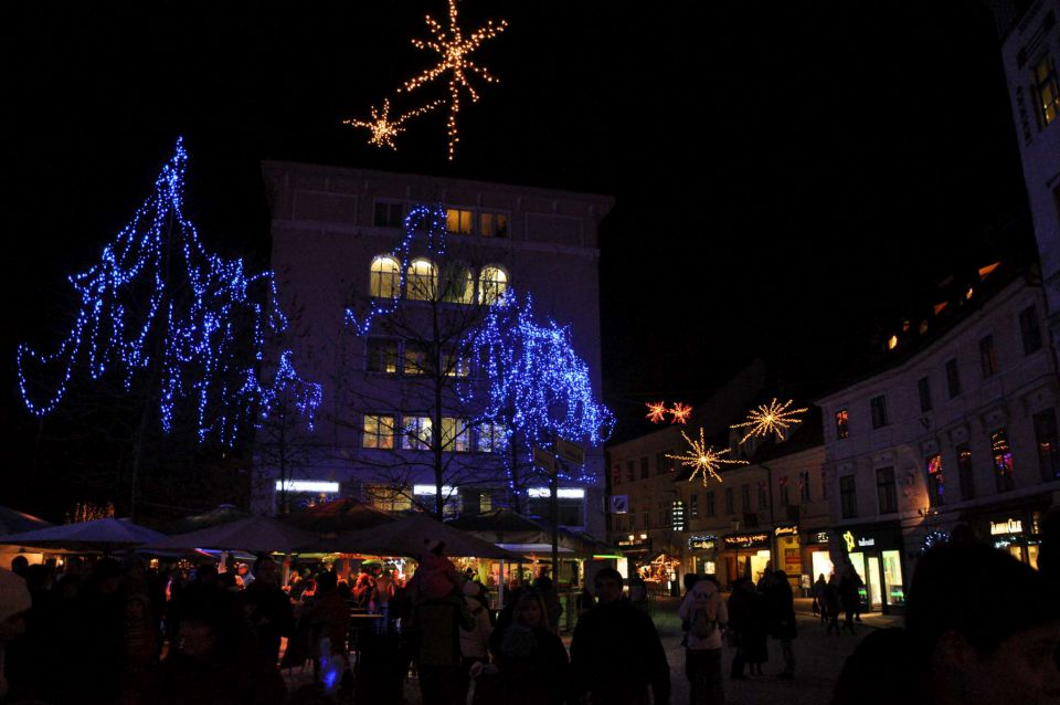 Z vlakom v novoletno Ljubljano - foto povečava