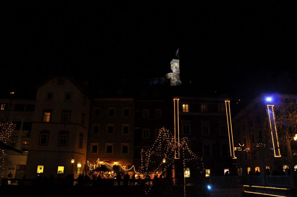 Z vlakom v novoletno Ljubljano - foto povečava