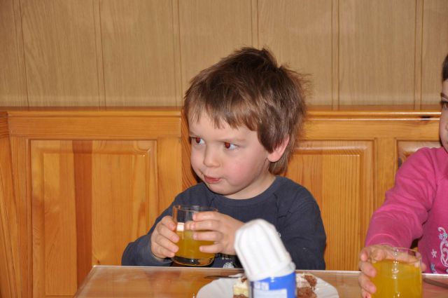 Zvončki marec 2011 - foto