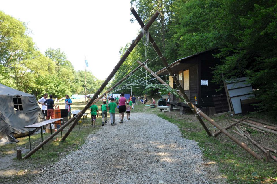 Zaključek taborjenja 10.7.2011 - foto povečava