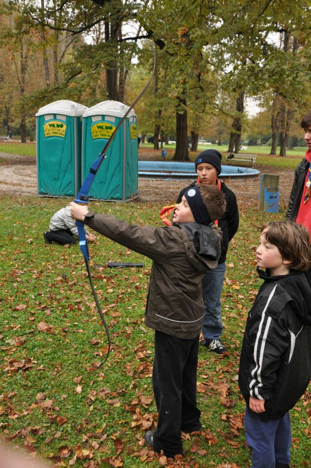 Taborniki Celje park 22.10.2011 - foto povečava