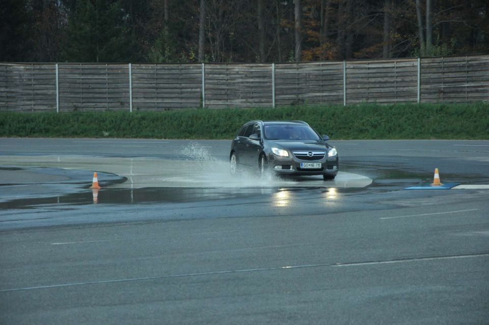 Trening varne vožnje Vransko 5.11.2011 - foto povečava