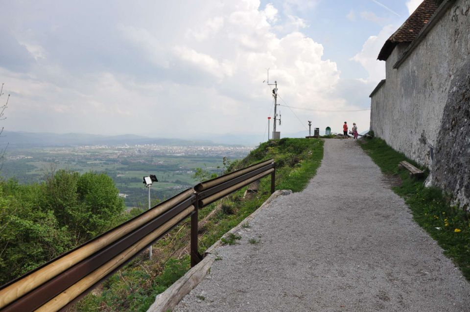 Šmarna gora 2.5.2012 - foto povečava